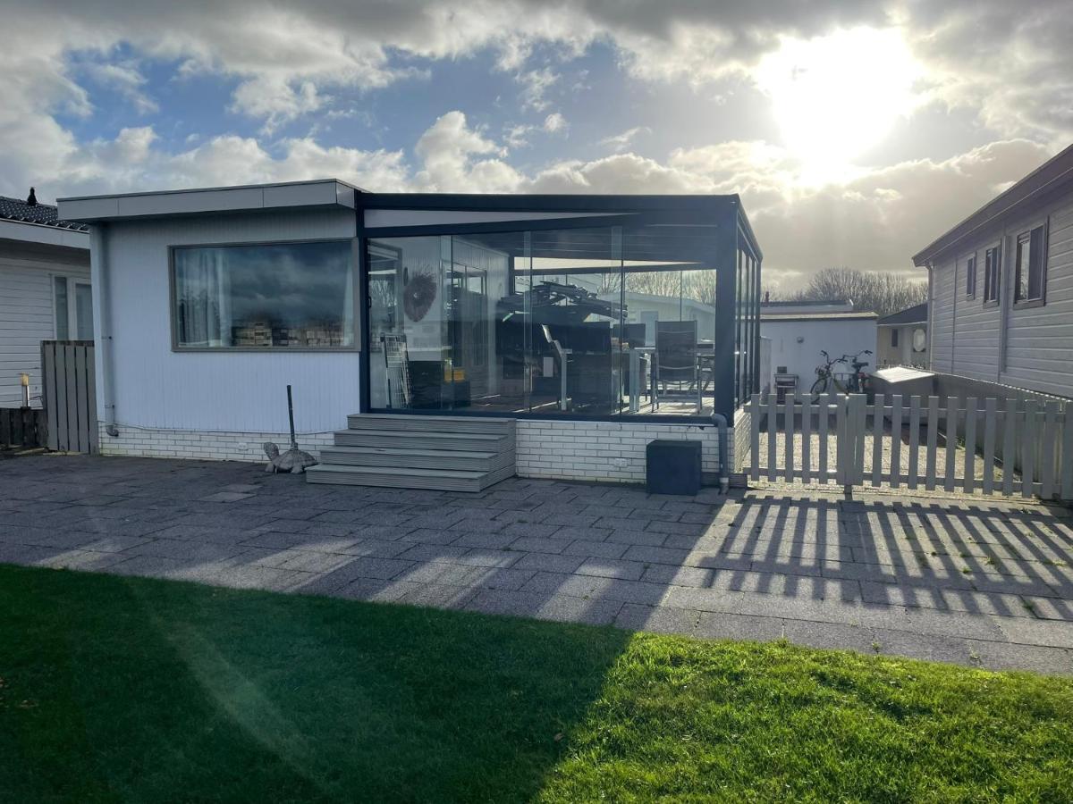Luxe Chalet Direct Aan Het Water Met Strand Lith المظهر الخارجي الصورة