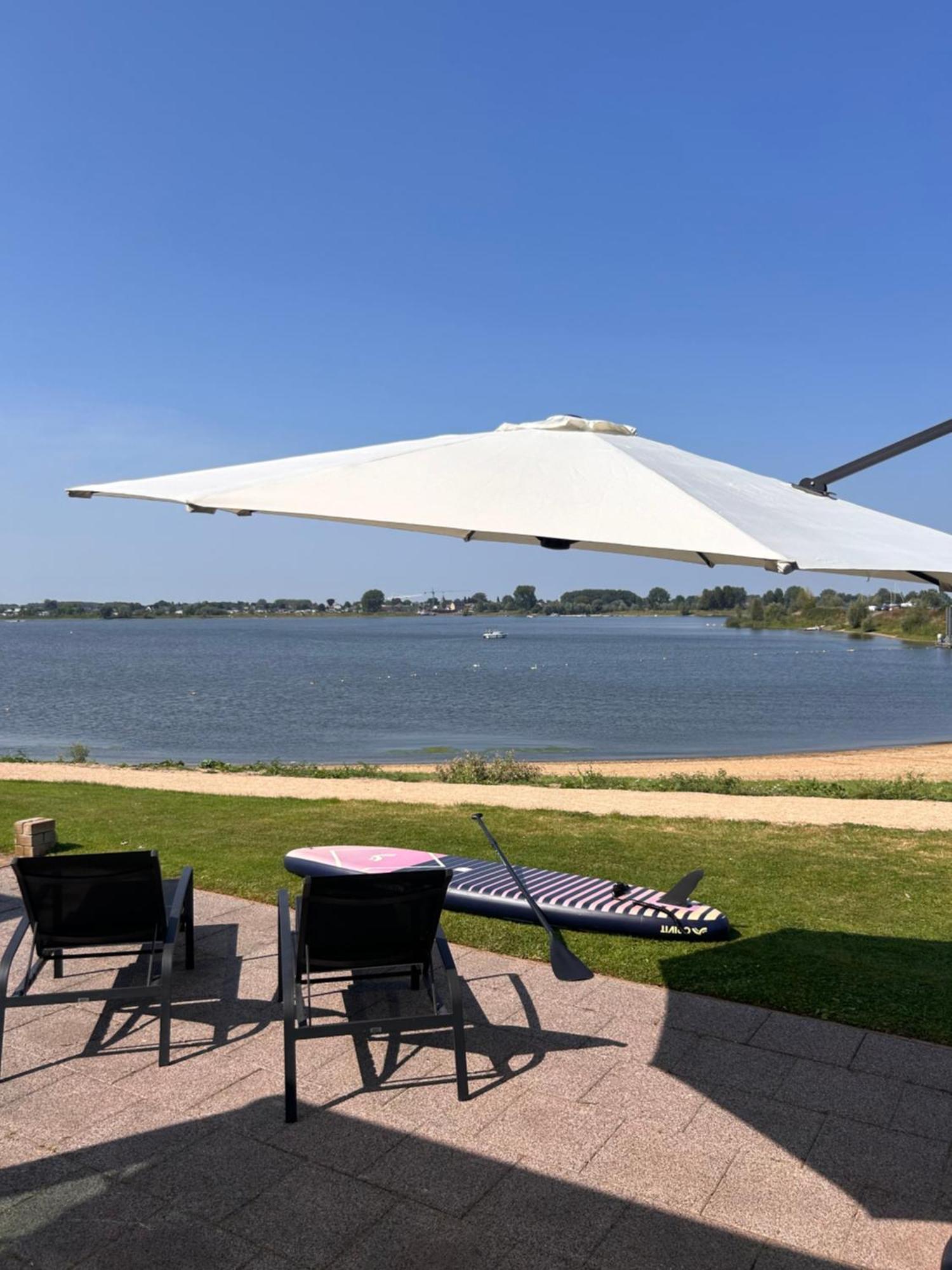 Luxe Chalet Direct Aan Het Water Met Strand Lith المظهر الخارجي الصورة